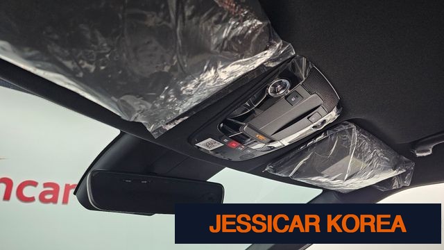 2023 Kia EV6 - Thumbnail 7