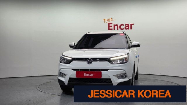 2016 KG Mobility Tivoli - Thumbnail 2