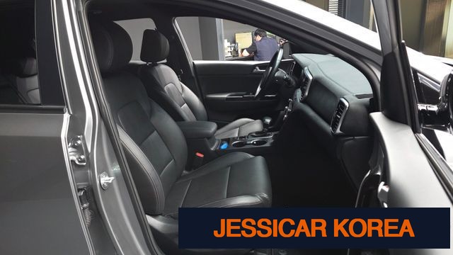 2021 Kia Sportage the bold - Thumbnail 7