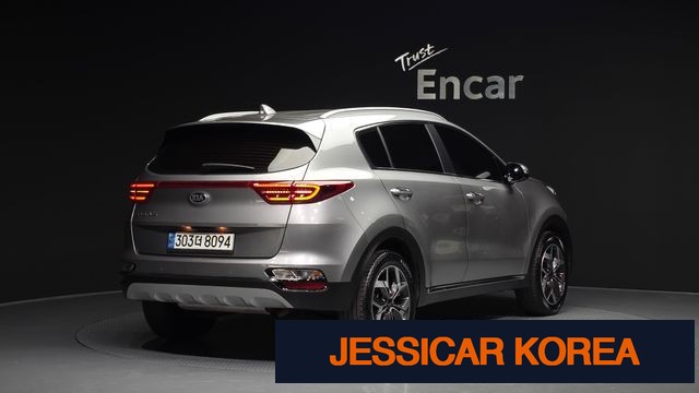 2021 Kia Sportage the bold - Thumbnail 11