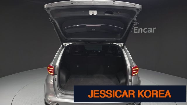 2021 Kia Sportage the bold - Thumbnail 18