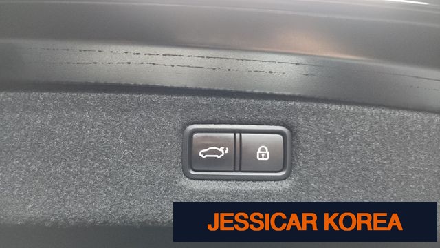 2019 Genesis G90 - Thumbnail 5