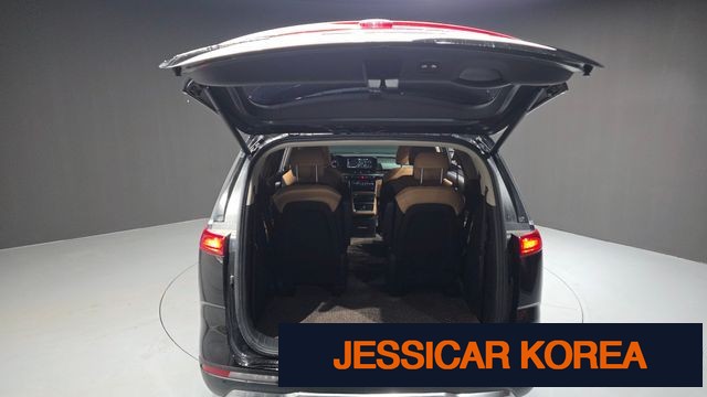 2021 Kia Carnival 4th Gen - Thumbnail 10