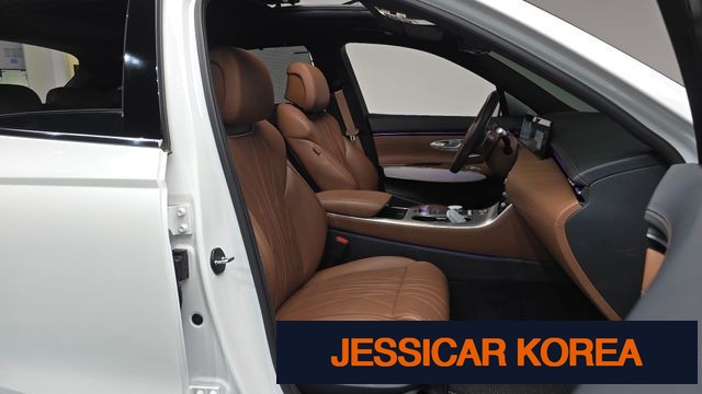 2025 Genesis GV70 - Thumbnail 18