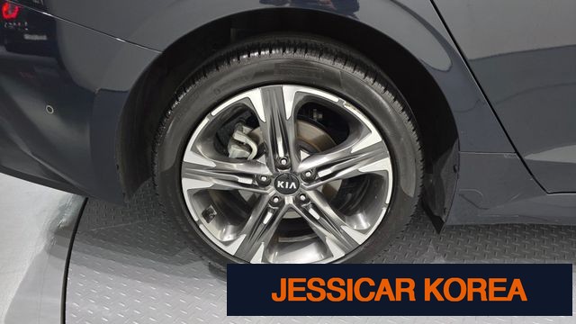 2020 Kia K5 3rd Gen - Thumbnail 17