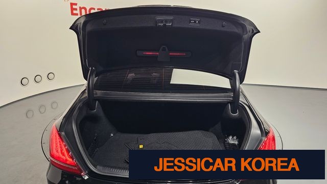 2018 Genesis EQ900 - Thumbnail 8