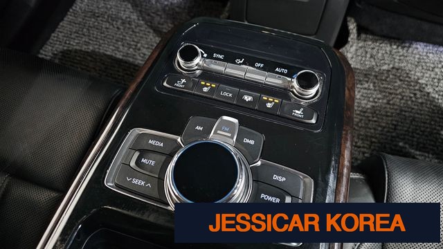 2018 Genesis EQ900 - Thumbnail 14