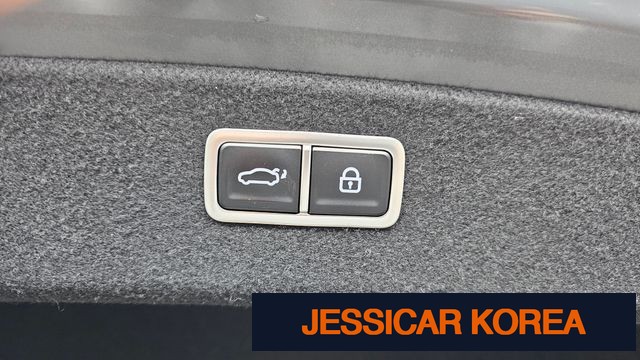 2021 Genesis G80 (RG3) - Thumbnail 12