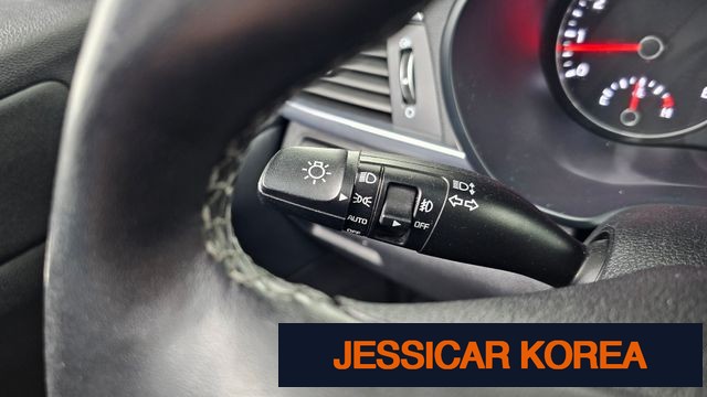 2016 Kia K5 2nd generation - Thumbnail 12