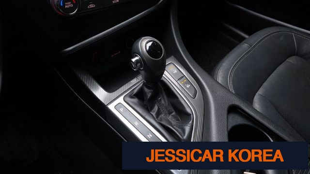 2013 Kia K5 Hybrid - Thumbnail 3