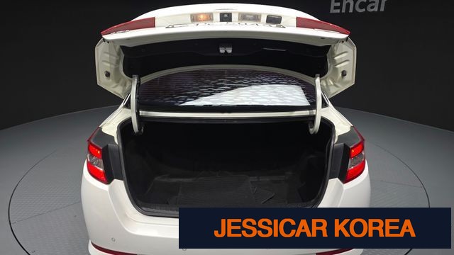 2013 Kia K5 Hybrid - Thumbnail 5