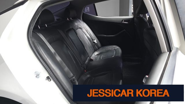 2013 Kia K5 Hybrid - Thumbnail 10