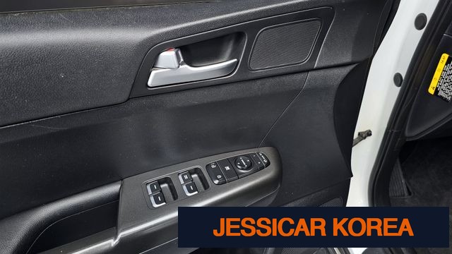 2016 Kia Sportage 4th generation - Thumbnail 8