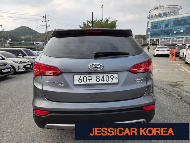 2013 Hyundai Santa Fe DM - Thumbnail 9
