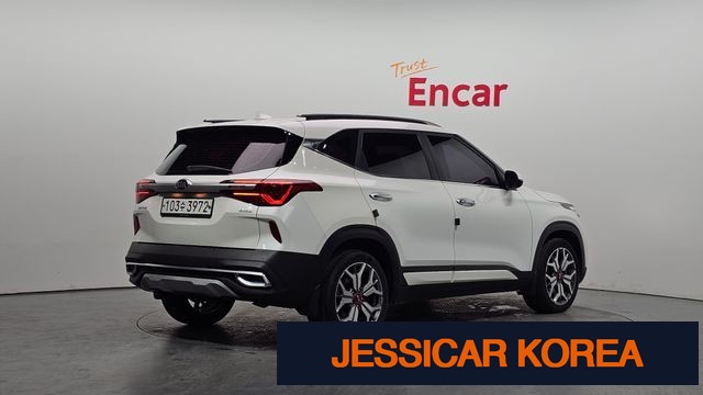2020 Kia Seltos - Thumbnail 3