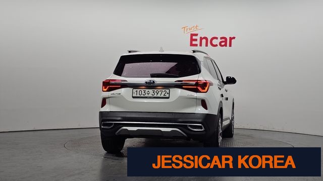 2020 Kia Seltos - Thumbnail 12