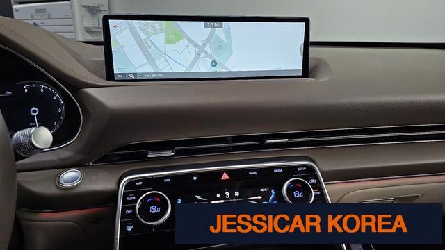 2022 Genesis GV80 - Thumbnail 3