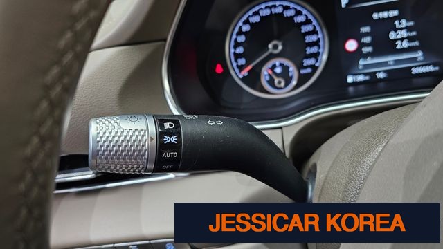 2022 Genesis GV80 - Thumbnail 16