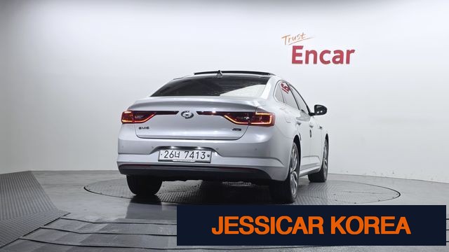 2016 Renault Korea SM6 - Thumbnail 11