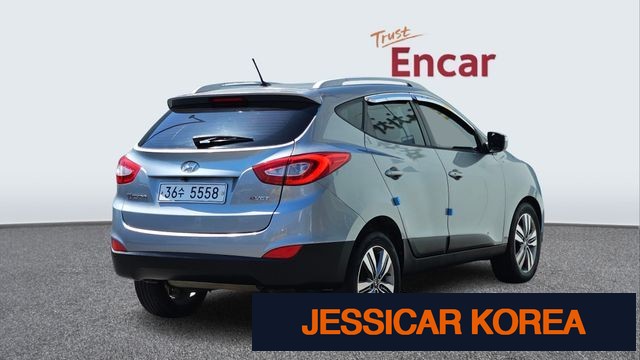 2015 Hyundai new tucson ix - Thumbnail 2