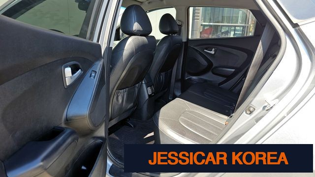 2015 Hyundai new tucson ix - Thumbnail 9