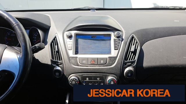 2015 Hyundai new tucson ix - Thumbnail 10
