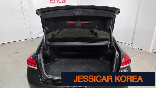 2019 Genesis G80 - Thumbnail 11