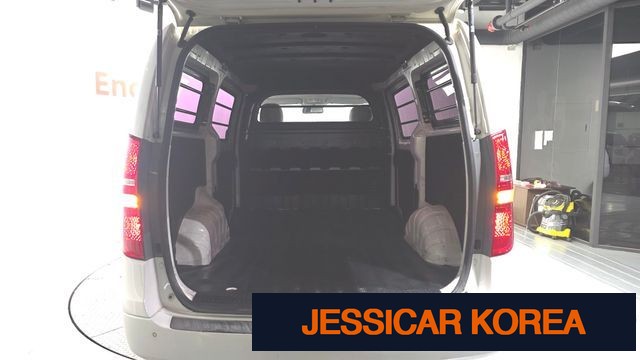 2018 Hyundai Grand Starex - Thumbnail 4