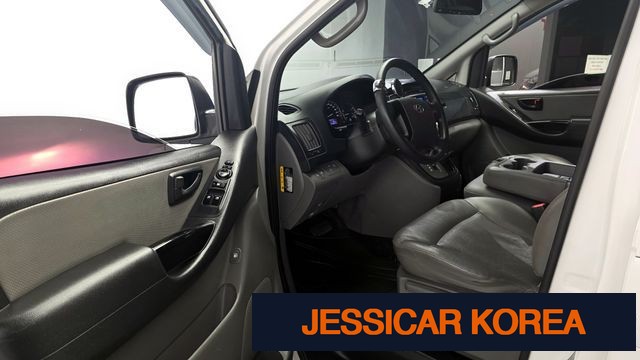 2018 Hyundai Grand Starex - Thumbnail 15