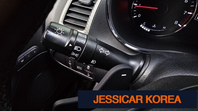 2013 Kia K3 - Thumbnail 8