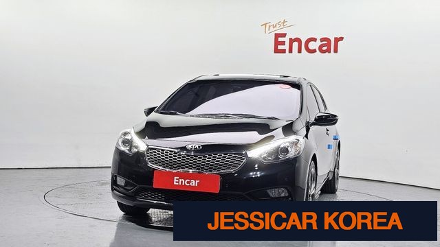 2013 Kia K3 - Thumbnail 11