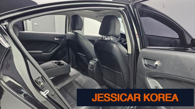 2013 Kia K3 - Thumbnail 16