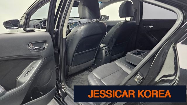 2013 Kia K3 - Thumbnail 18
