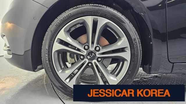 2013 Kia K3 - Thumbnail 20