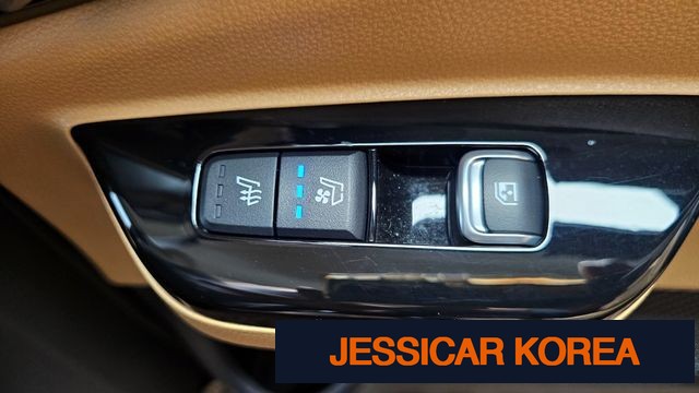 2023 Kia Carnival 4th Gen - Thumbnail 15