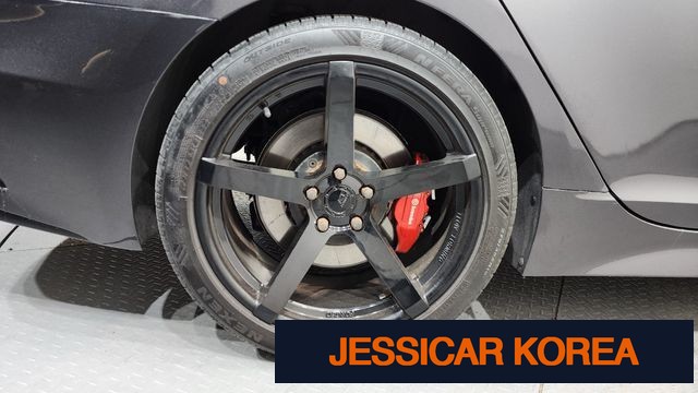 2018 Kia Stinger - Thumbnail 17