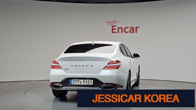 2021 Genesis The New G70 - Thumbnail 7