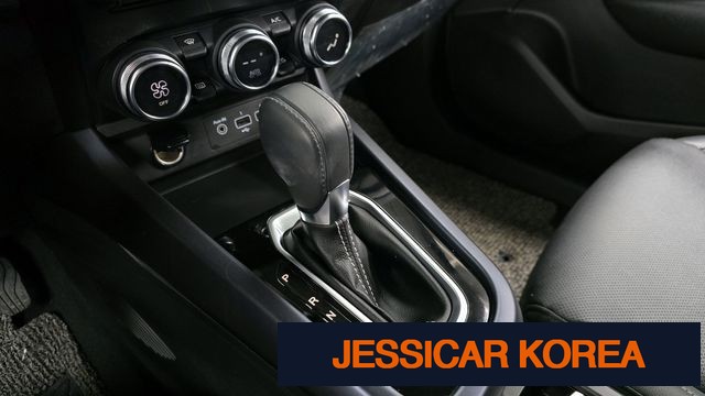 2020 Renault Korea XM3 - Thumbnail 5