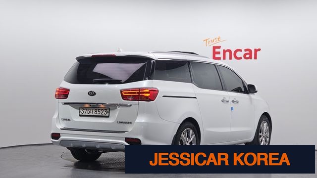 2019 Kia The New Carnival - Thumbnail 2