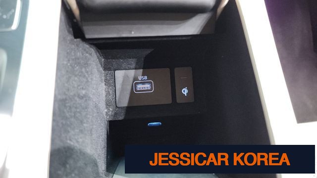 2019 Genesis G90 - Thumbnail 19