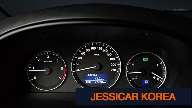 2018 Hyundai The New Grand Starex - Thumbnail 2