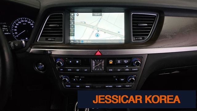 2016 Hyundai Genesis DH - Thumbnail 8