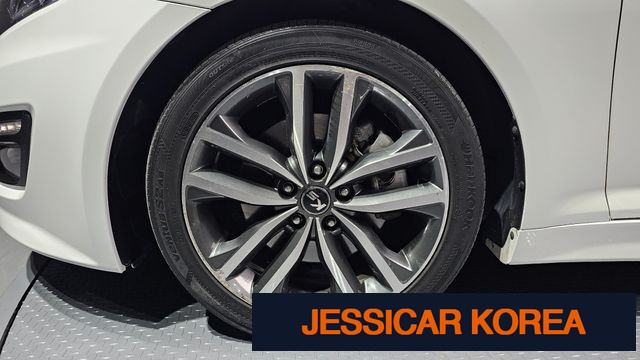 2012 Kia K5 - Thumbnail 3
