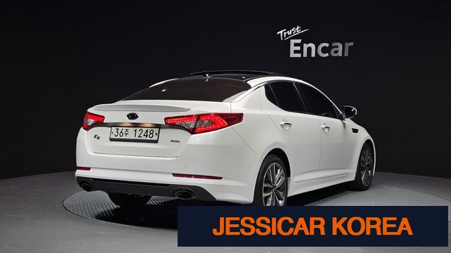 2012 Kia K5 - Thumbnail 4