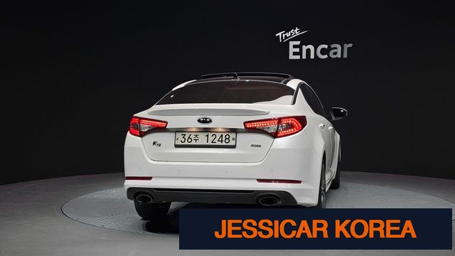 2012 Kia K5 - Thumbnail 17