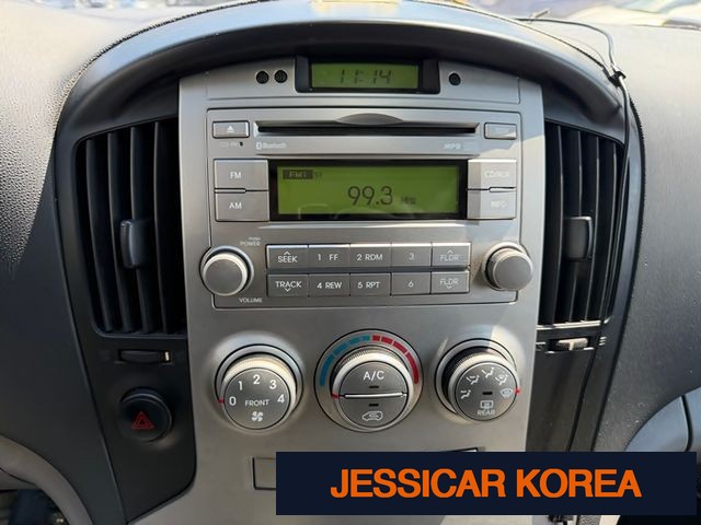 2011 Hyundai Grand Starex - Thumbnail 11