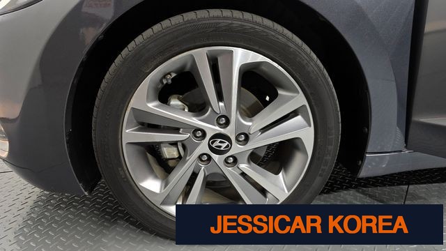 2018 Hyundai Avante AD - Thumbnail 16