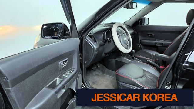 2010 Kia soul - Thumbnail 19