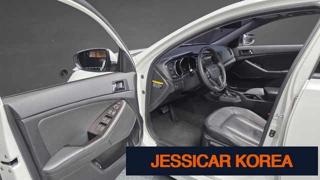 2012 Kia K5 - Thumbnail 9