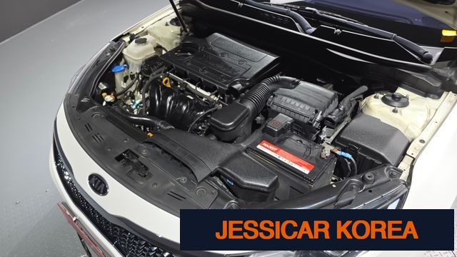 2012 Kia K5 - Thumbnail 18
